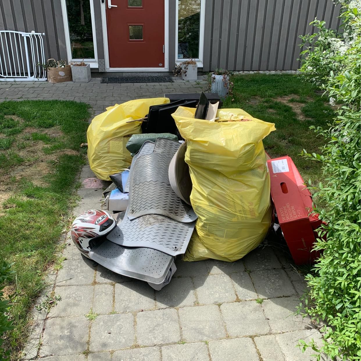 image of Sorterat i säck och löst - Vallentuna