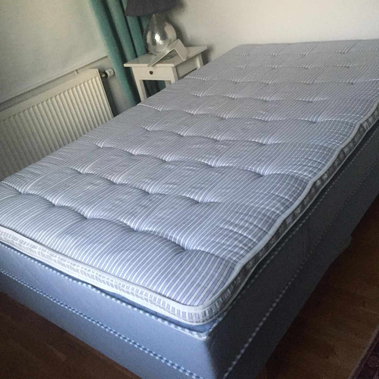 image of HämtaFlytta 120x200-säng - 