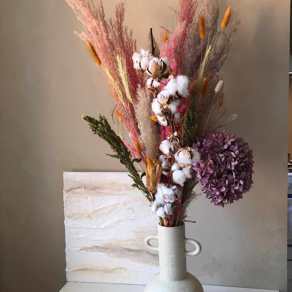 image of Lämning av kruka å blommo - 