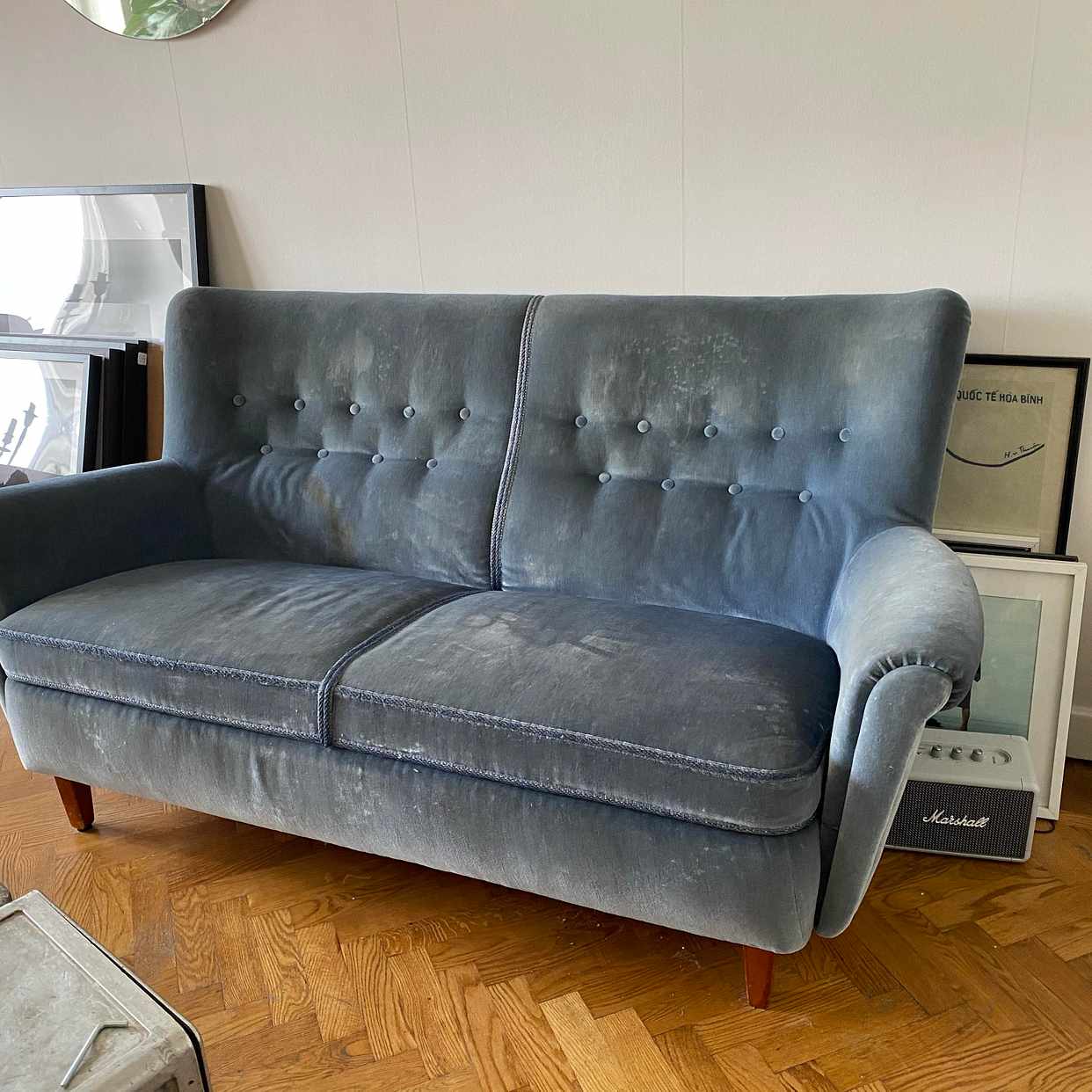 image of Flytt av liten soffa - 