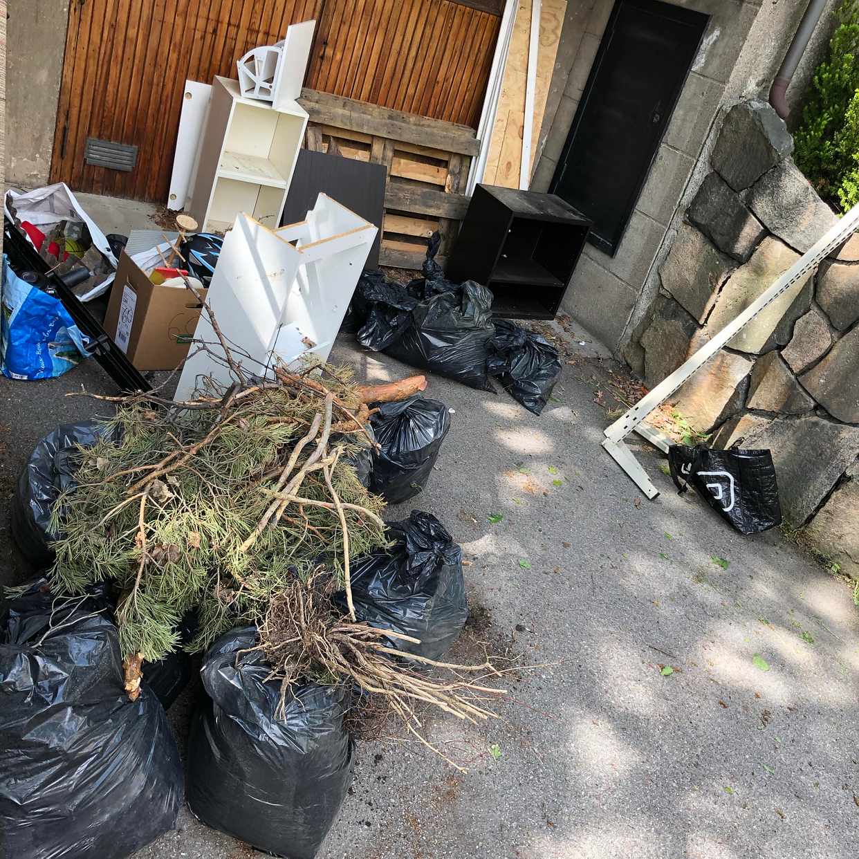 image of Köra skräp t återvinning - Stockholms Stad