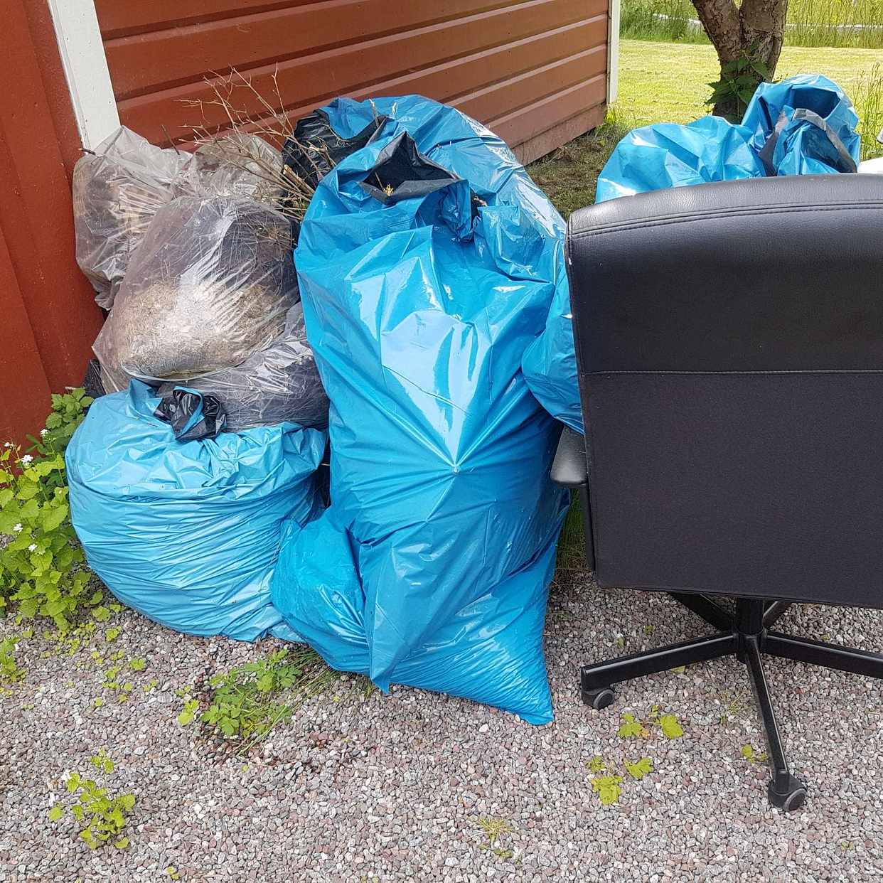 image of Trädgårdsavf. & grovsop. - Vallentuna
