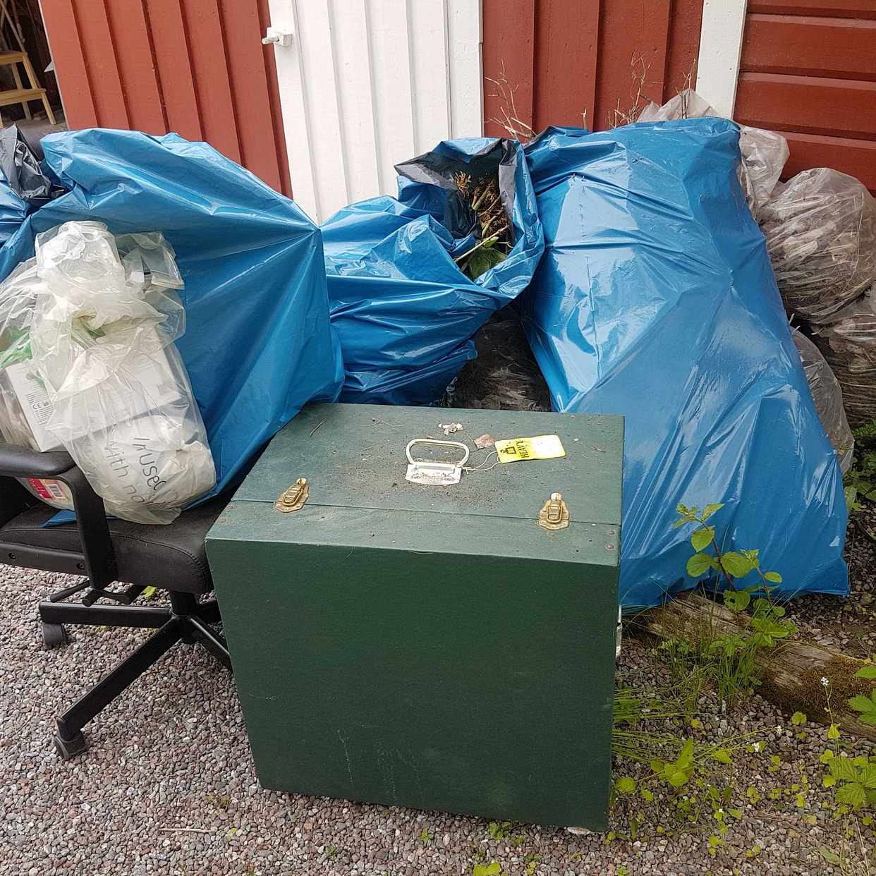 image of Trädgårdsavf. & grovsop. - Vallentuna