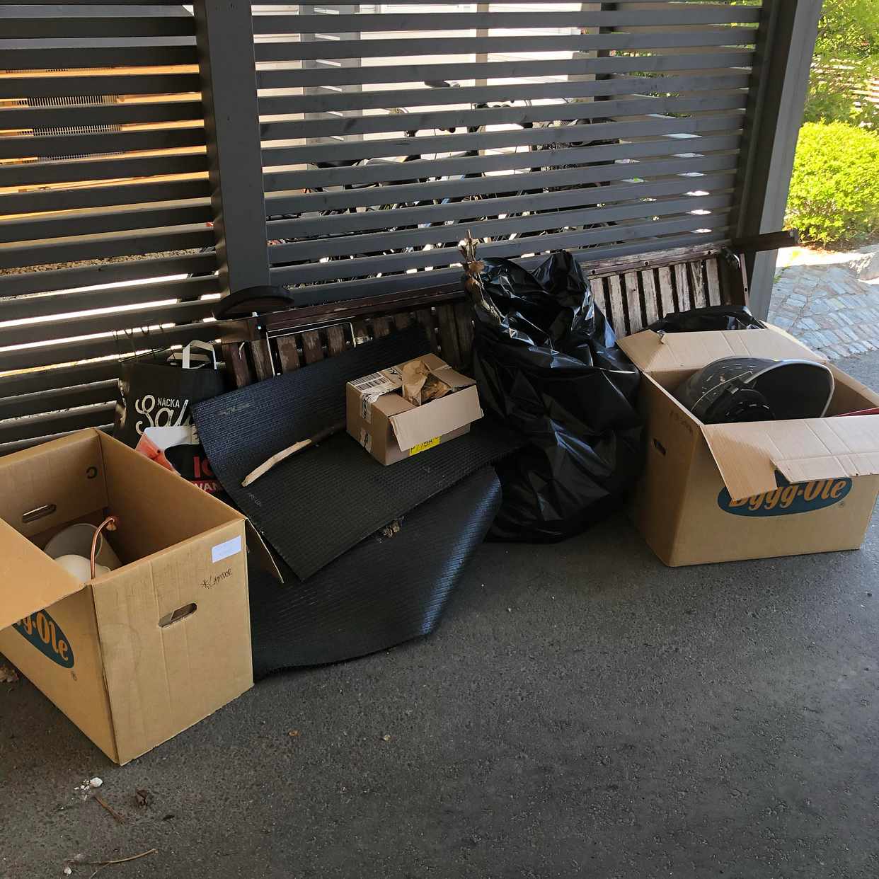 image of Diverse till återvinning - Saltsjöbaden