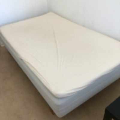 image of Ikea säng 120cm - 