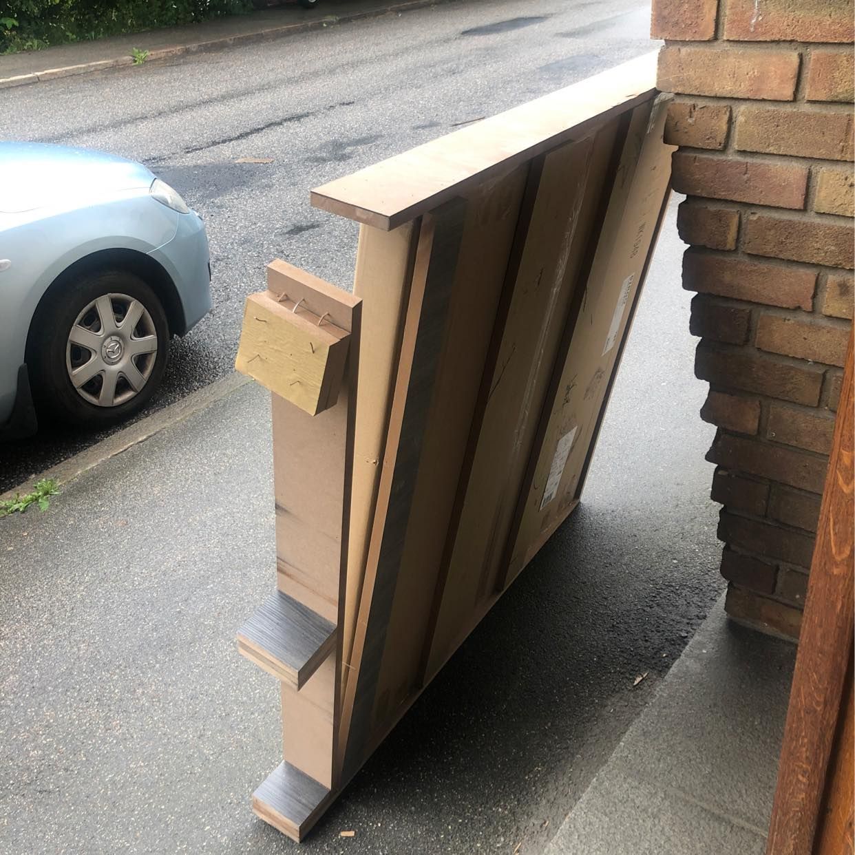 image of Uppbärning av bord - 