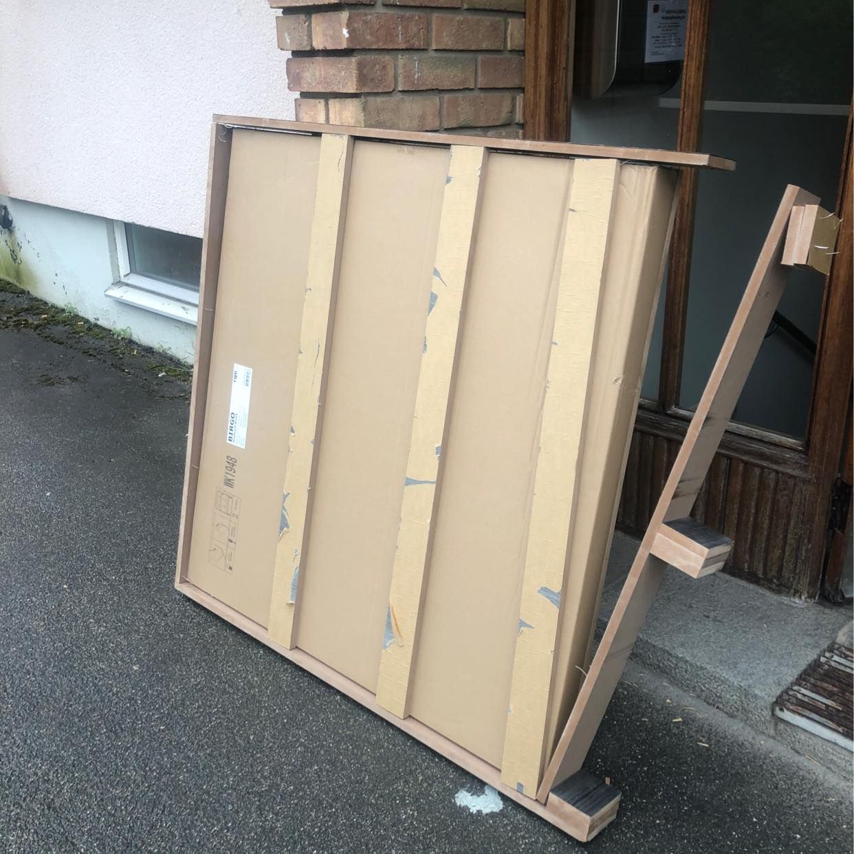 image of Uppbärning av bord - 