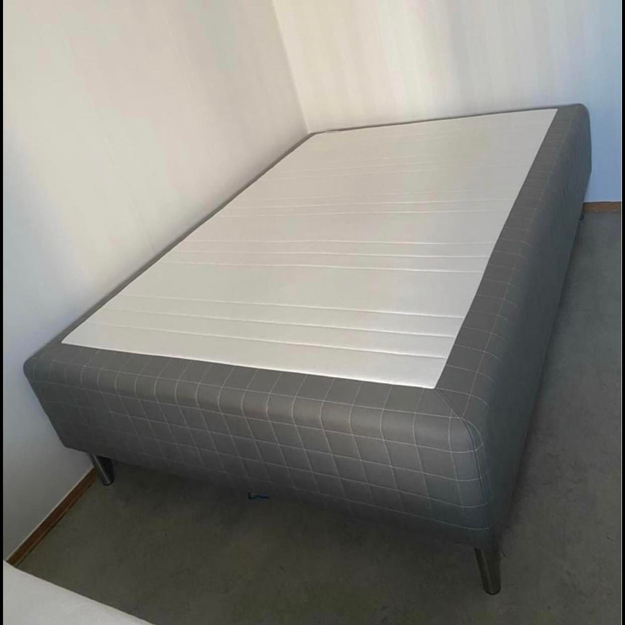 image of 140 säng - 