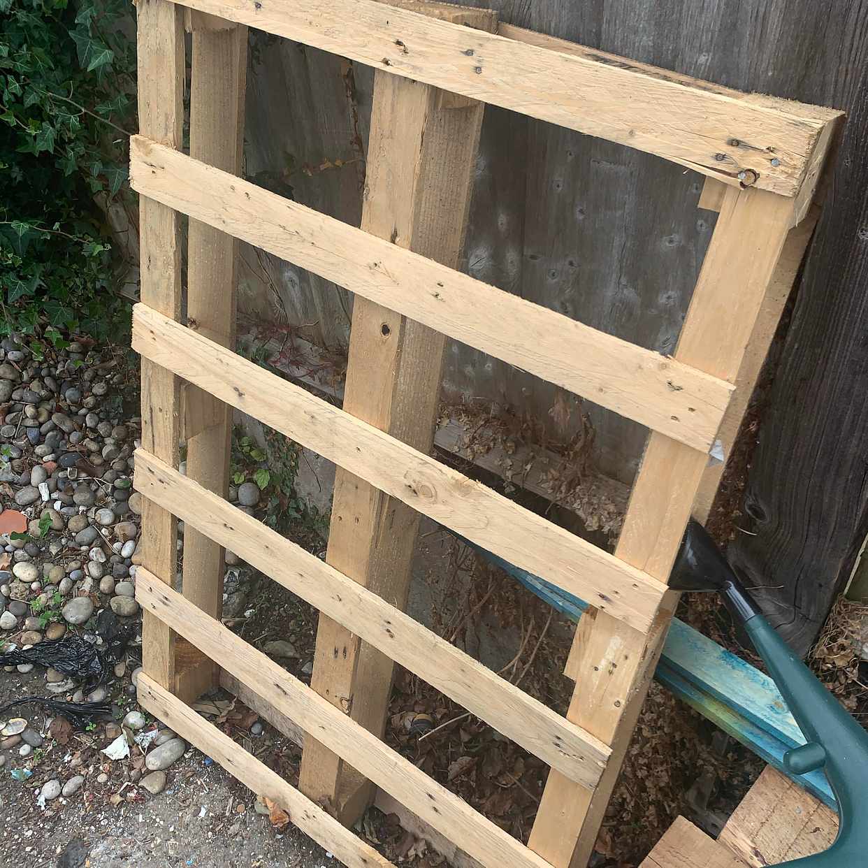 image of Shower glass, pallets - Coulsdon West