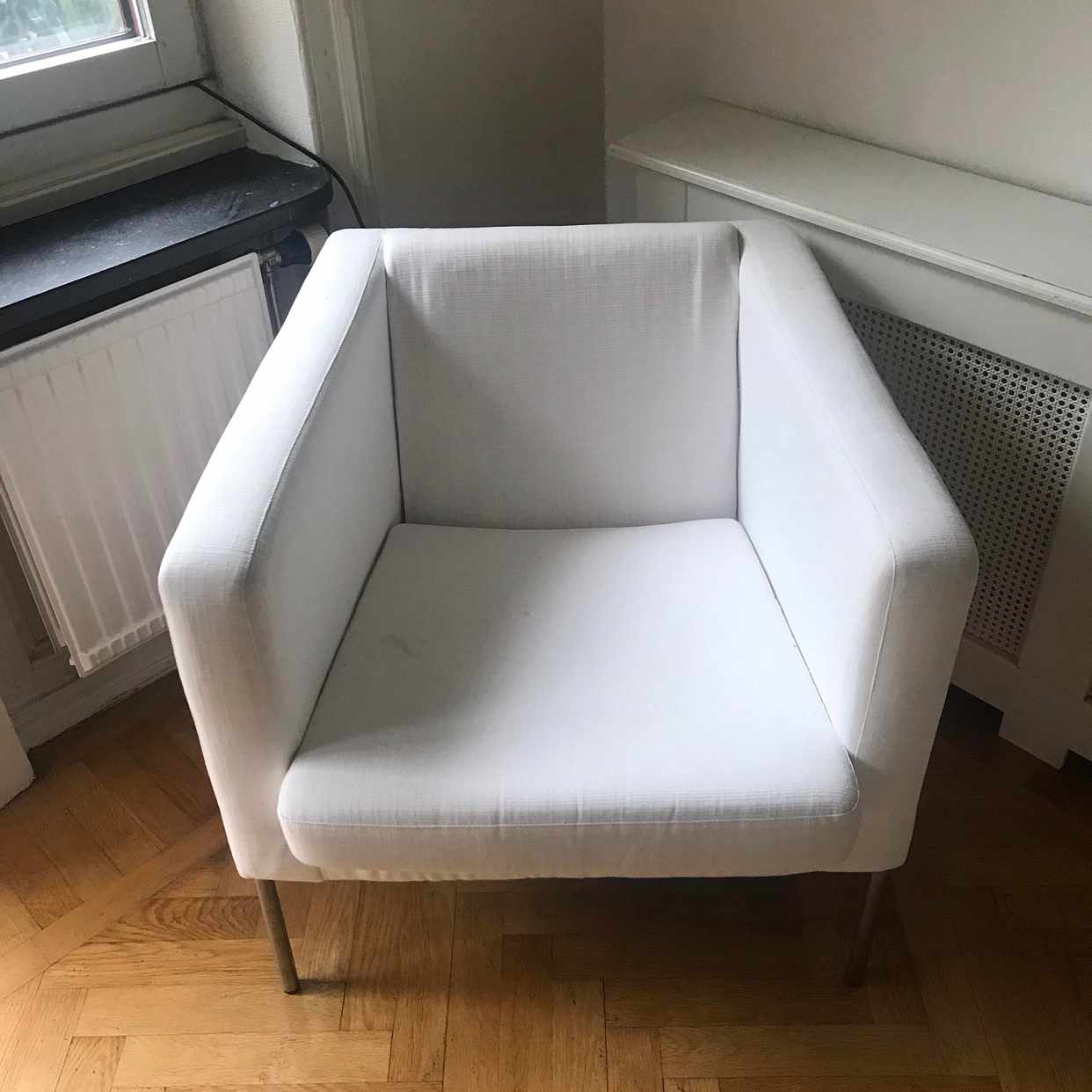 image of Hämtning tavlor & fotölj - Göteborg