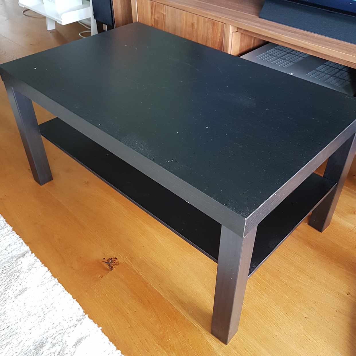 image of Två bord, matta m.m - Solna