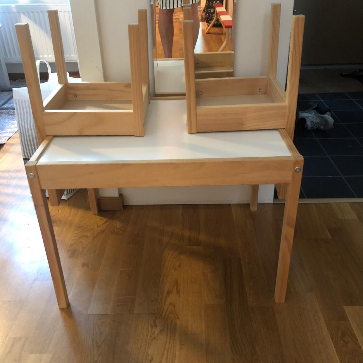 image of IKEA barnbord och stolar - Hägersten