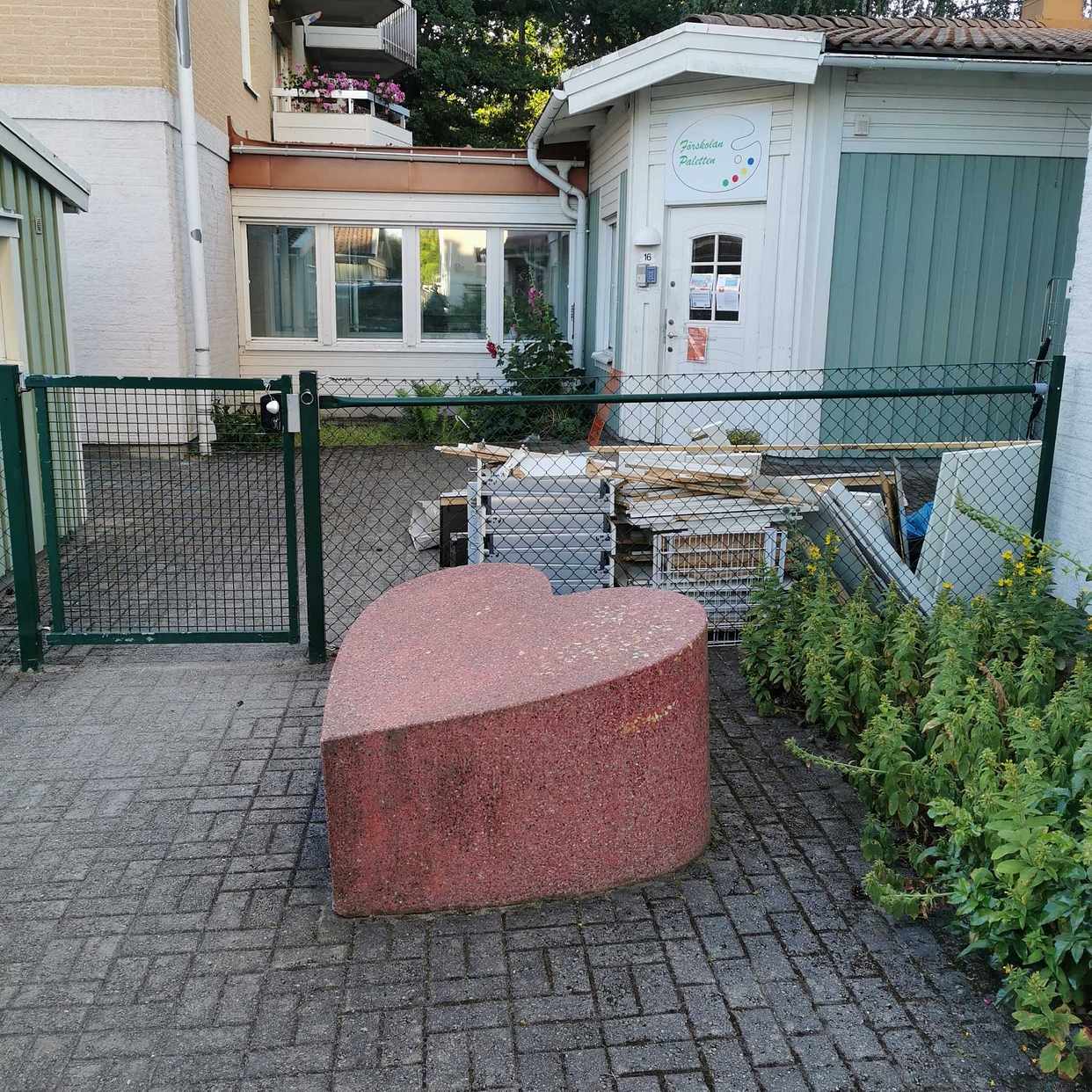 image of Blandad skräp från köket - Bandhagen