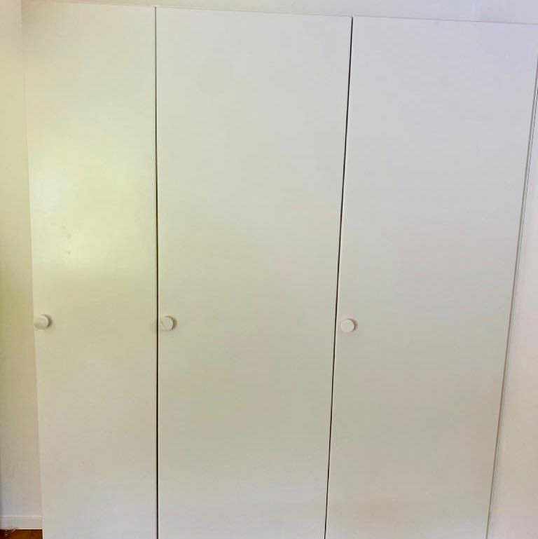 image of Garderob hämtas - 