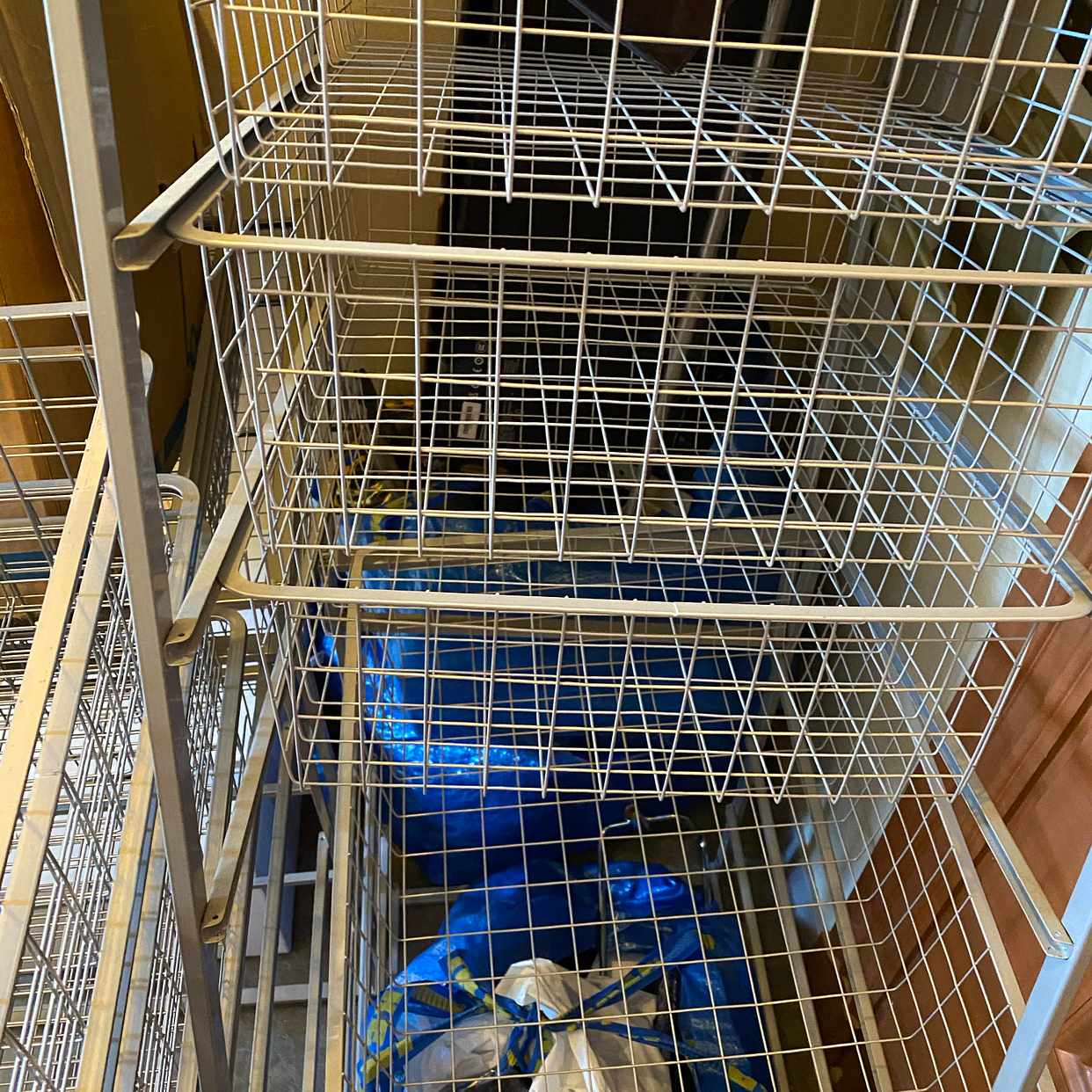 image of Empty packaging and racks - Stockholm City