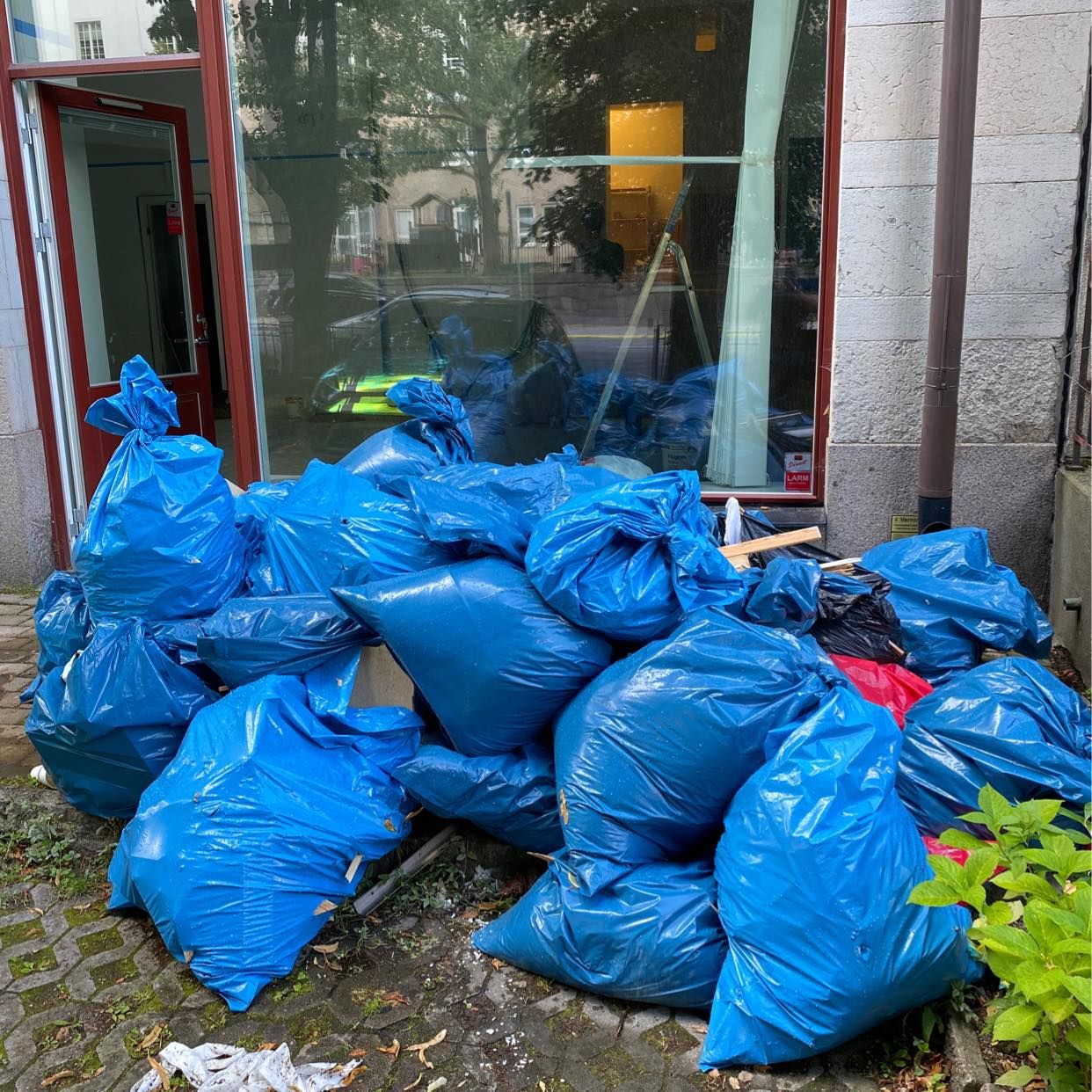 image of Trä,plast,damm - Stockholms Stad
