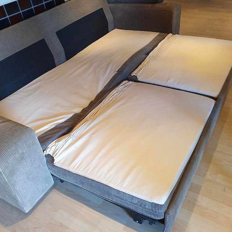 image of Bäddsoffa bortskänktes - 