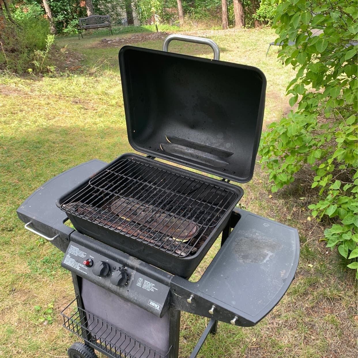 image of Grill bortskänkes - Sollentuna