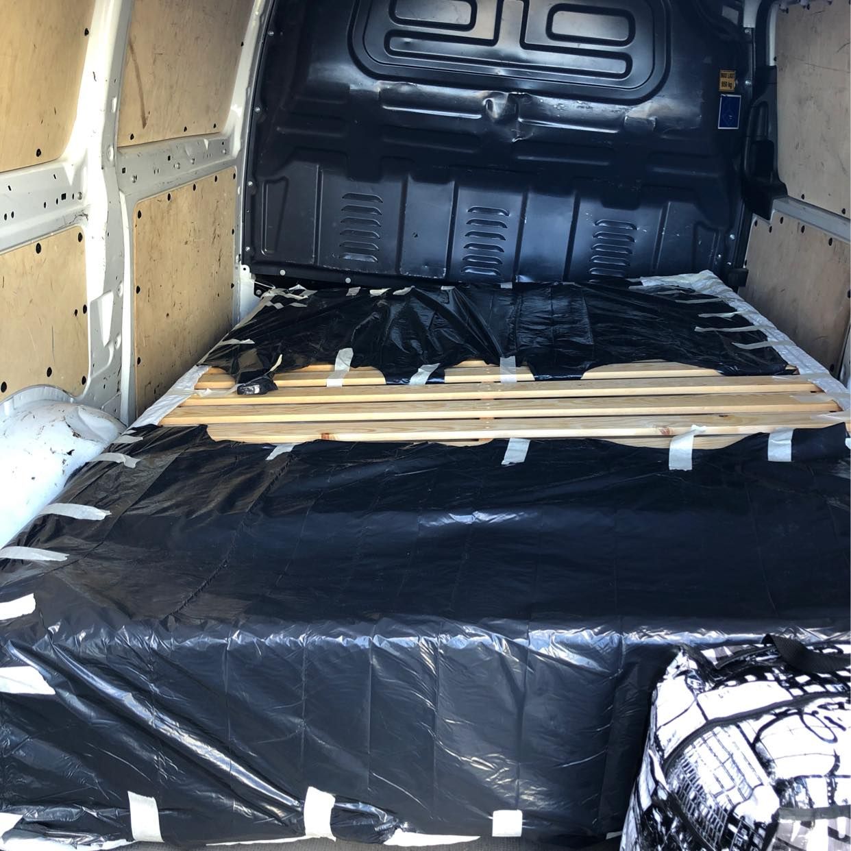image of Bärhjälp flytta säng - 