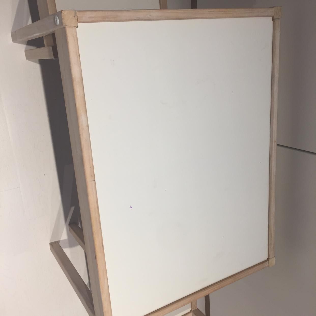image of Barnbord med två stolar - Värmdö