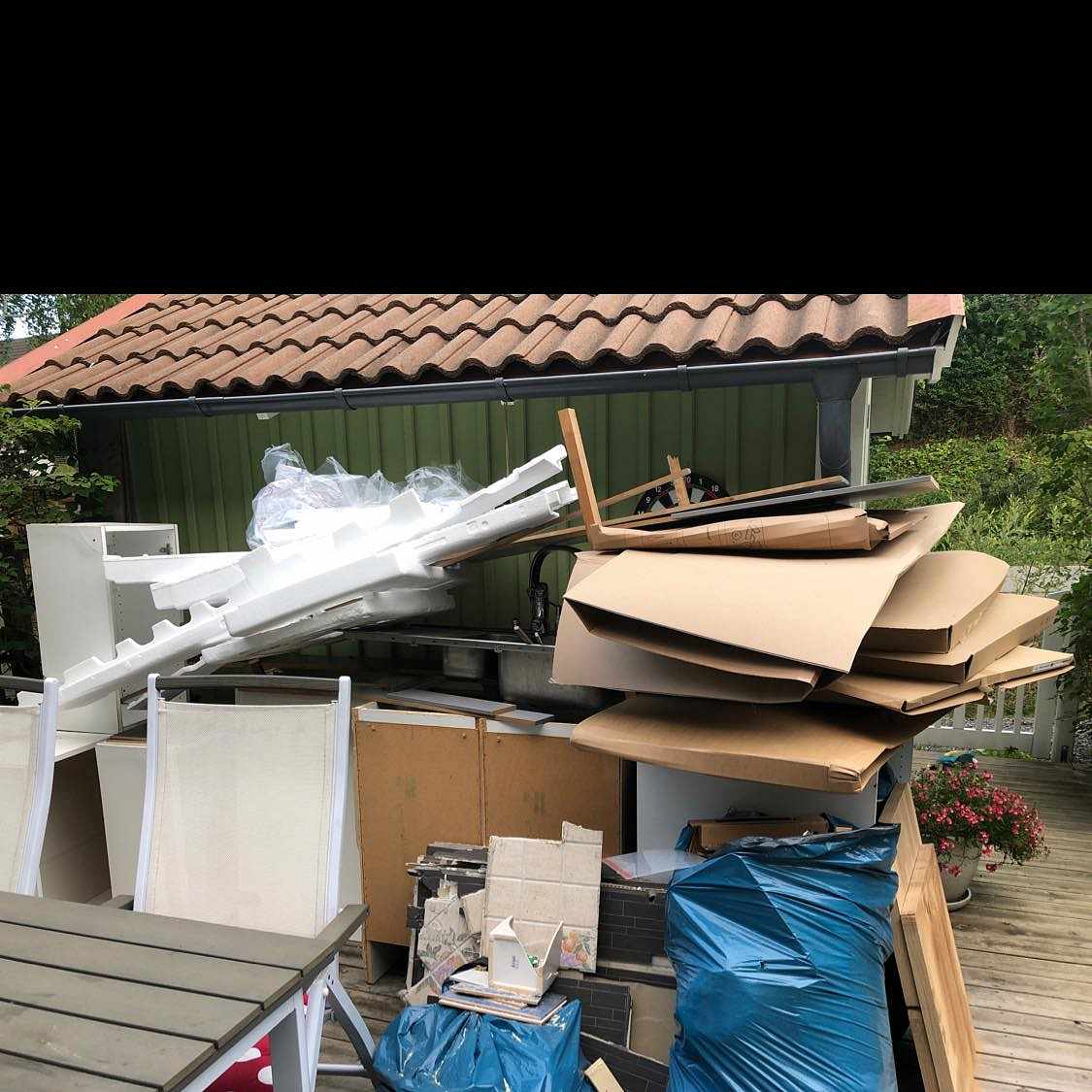 image of Slänga på återvinningen - Vendelsö