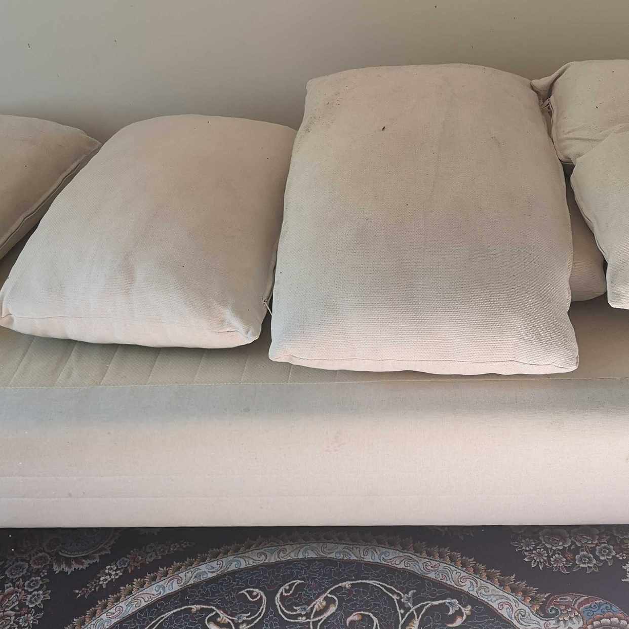 image of säng,soffa tre sits,lykta - Älvsjö