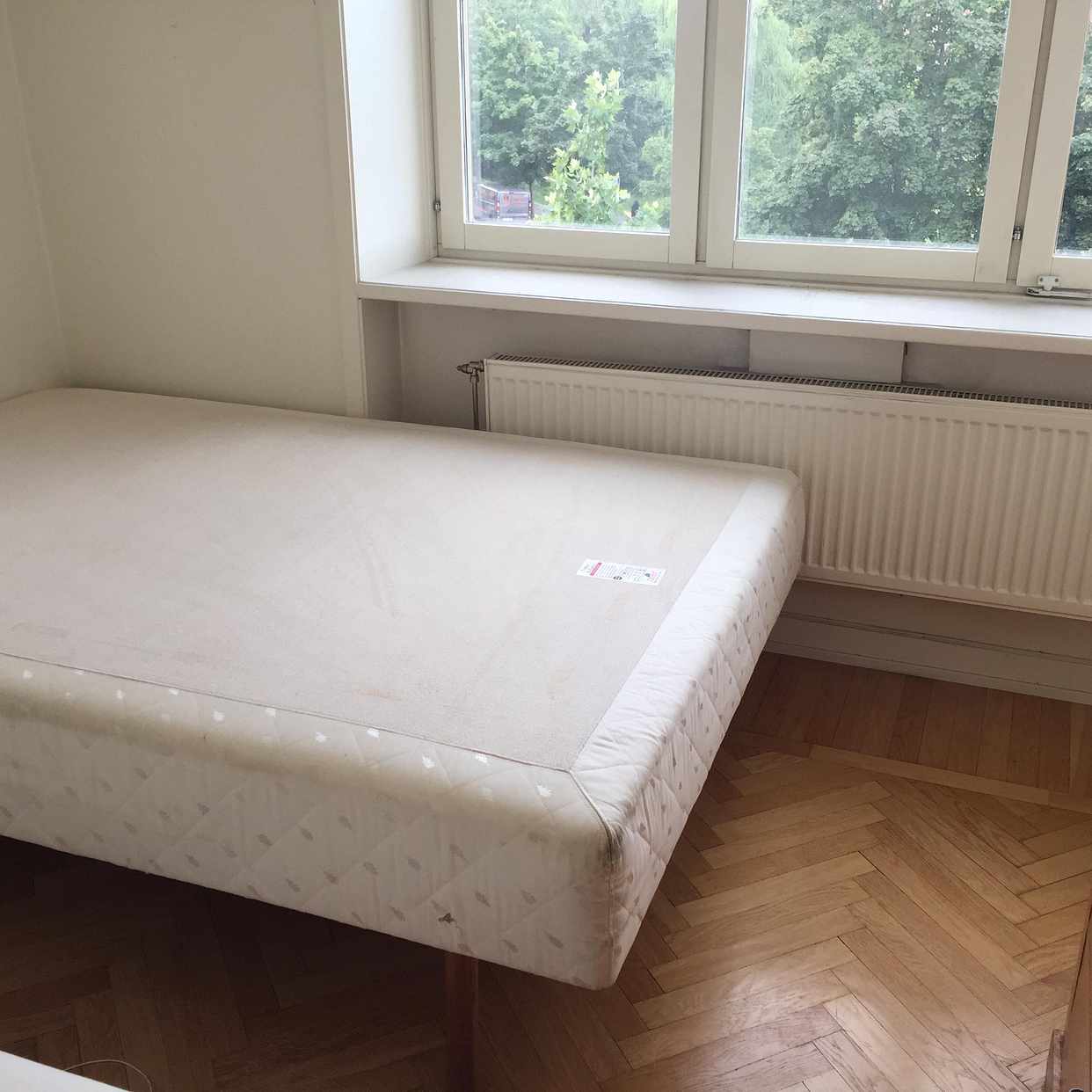 image of Få bort säng - Hägersten