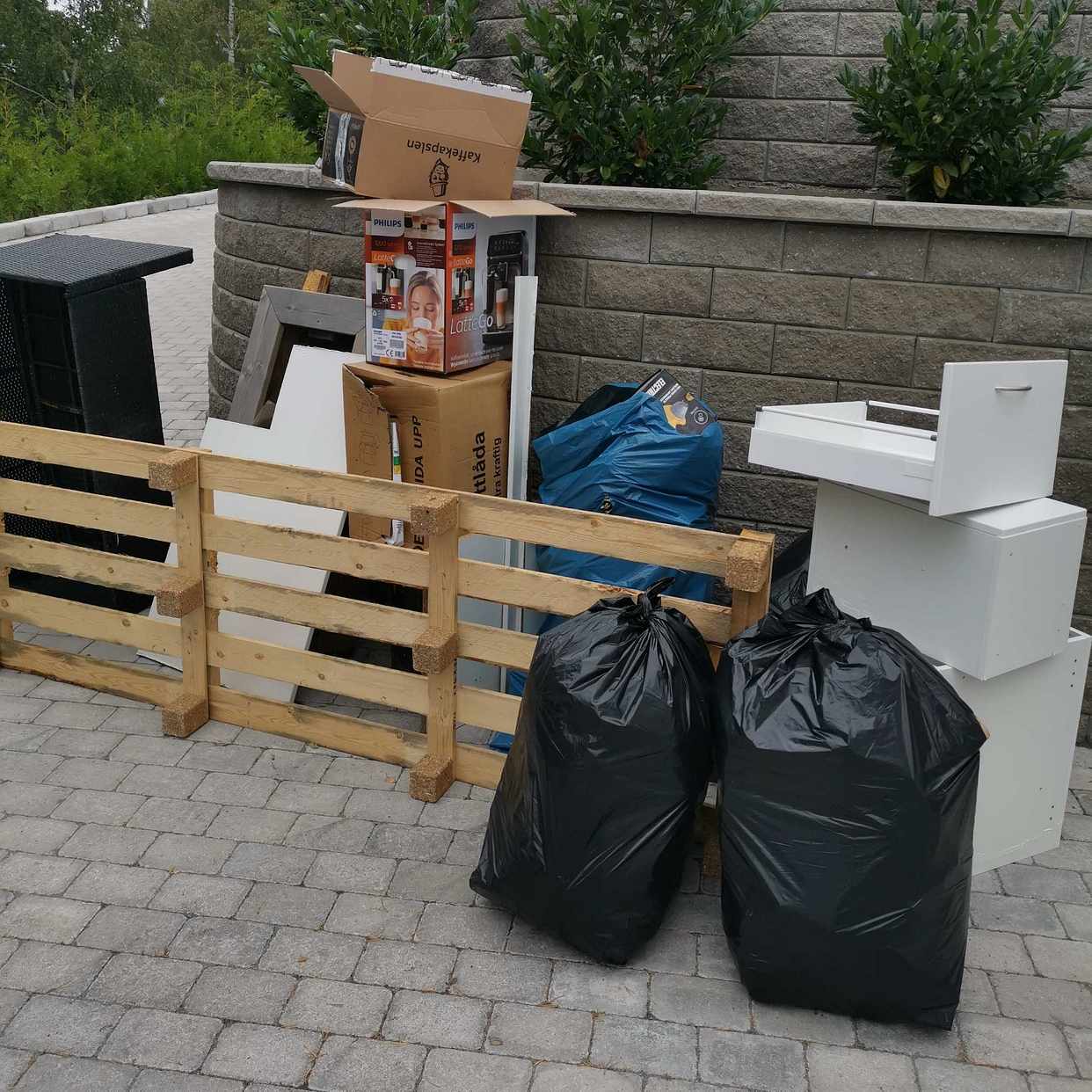image of Blandat papp, plast, trä - Sollentuna