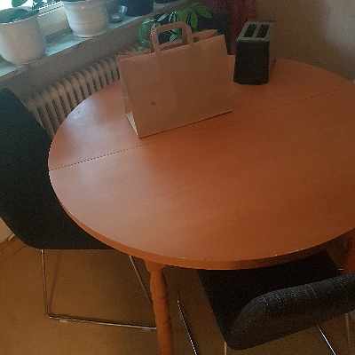 image of Hämta bord Och slänga  - 