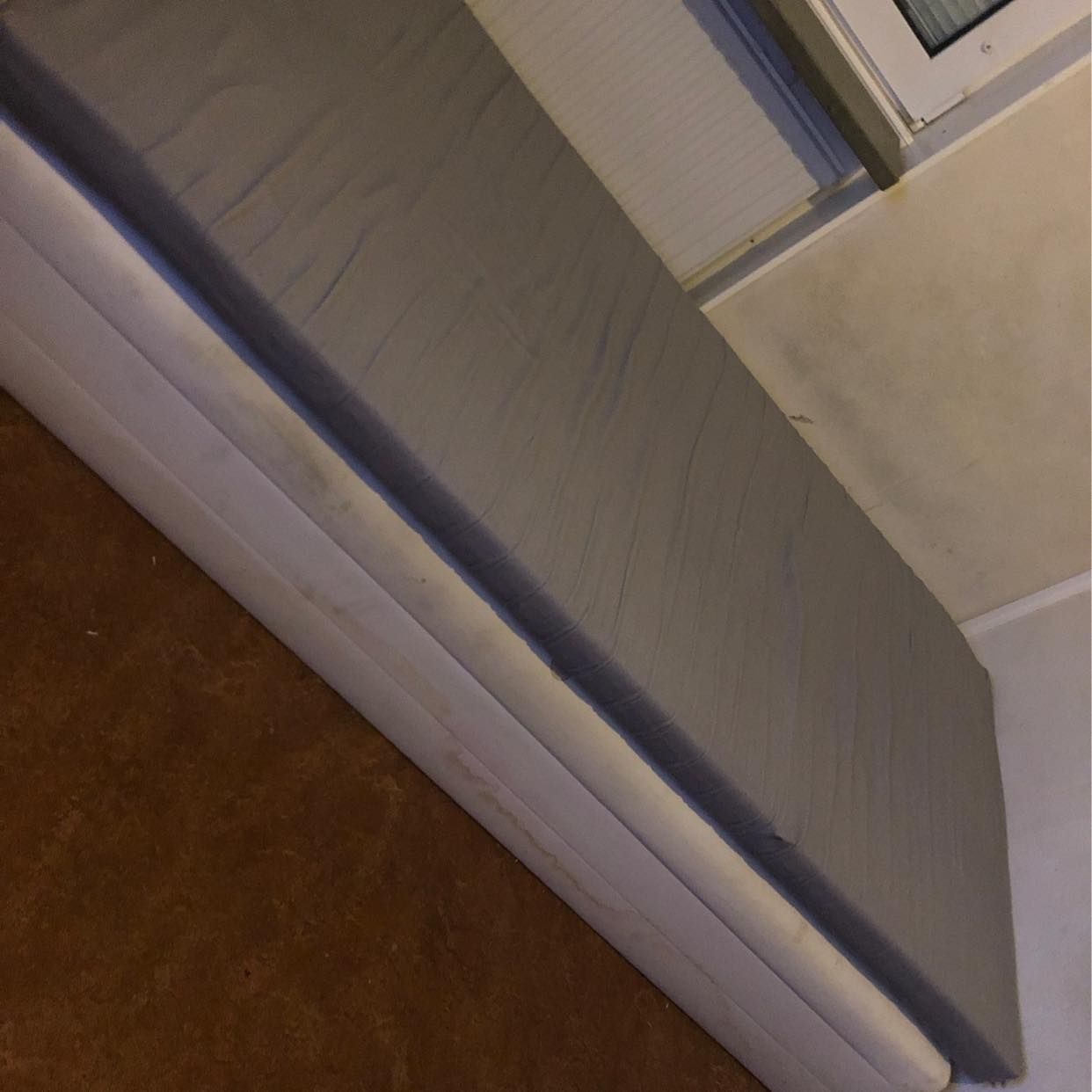image of Säng som ska bort - Farsta