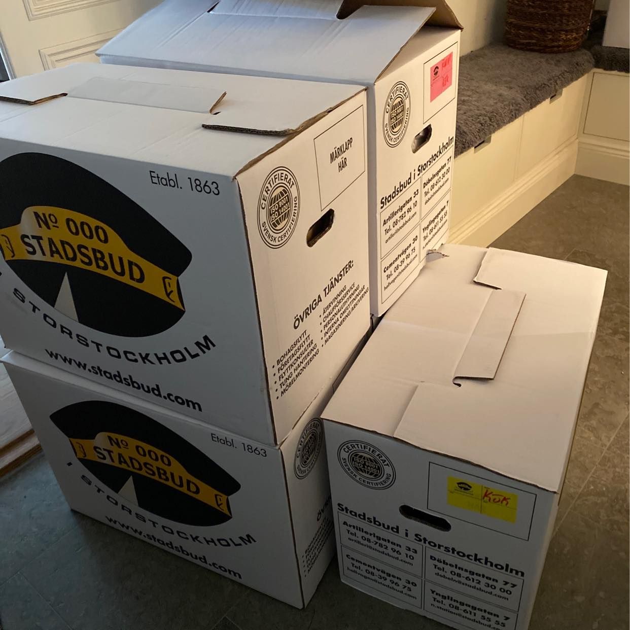 image of 3 Chairman and boxes - 
