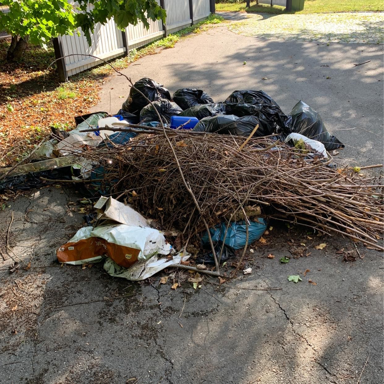 image of Hämta trädgårdsavfall mm - Saltsjöbaden