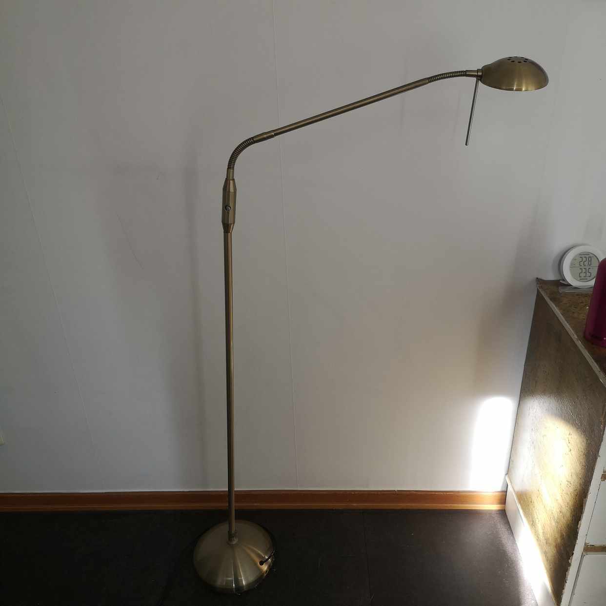 image of Skranglig men fin Lampa - Stockholm