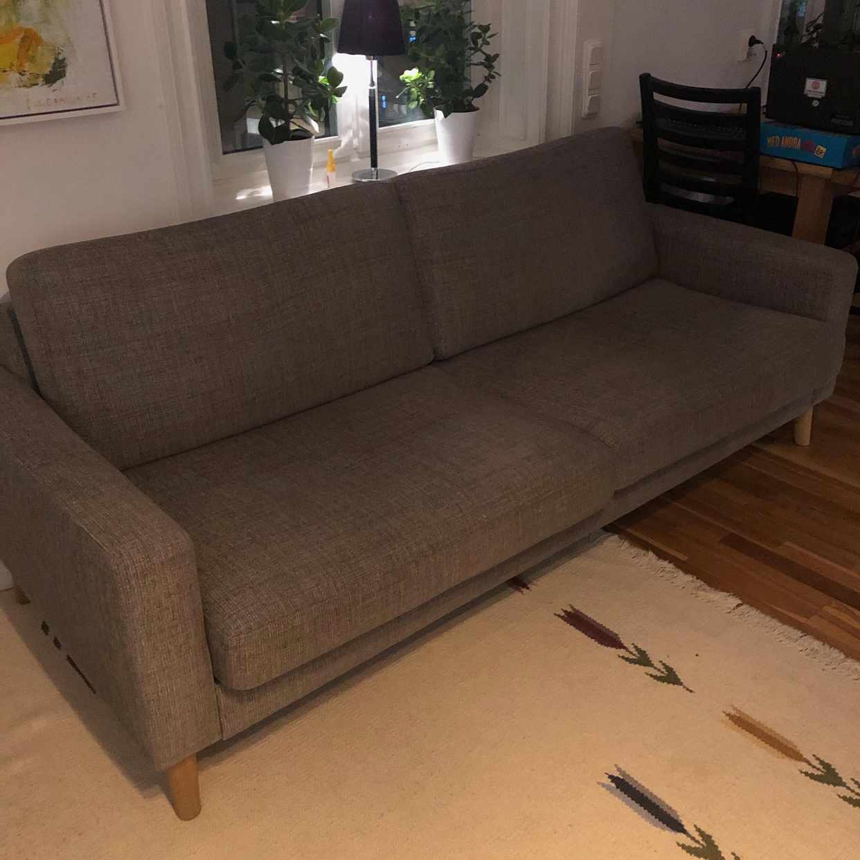 image of Hämta en 3-sitssoffa - 