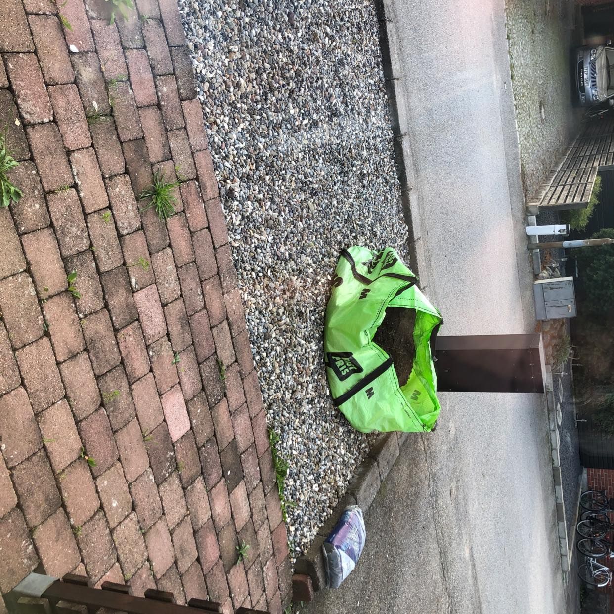 image of Säck med jord enligt bild - Vellinge