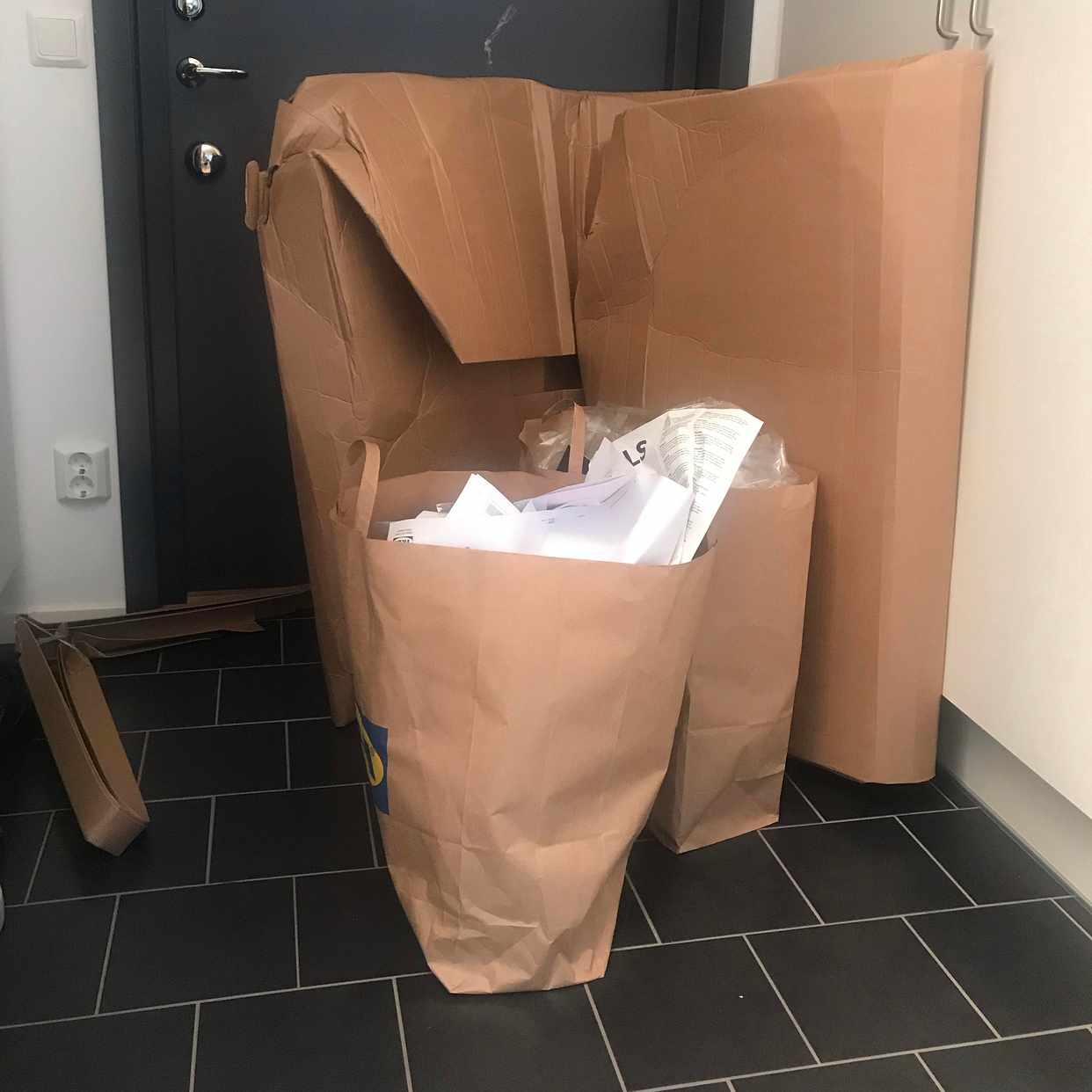 image of Waste pick up - Solna