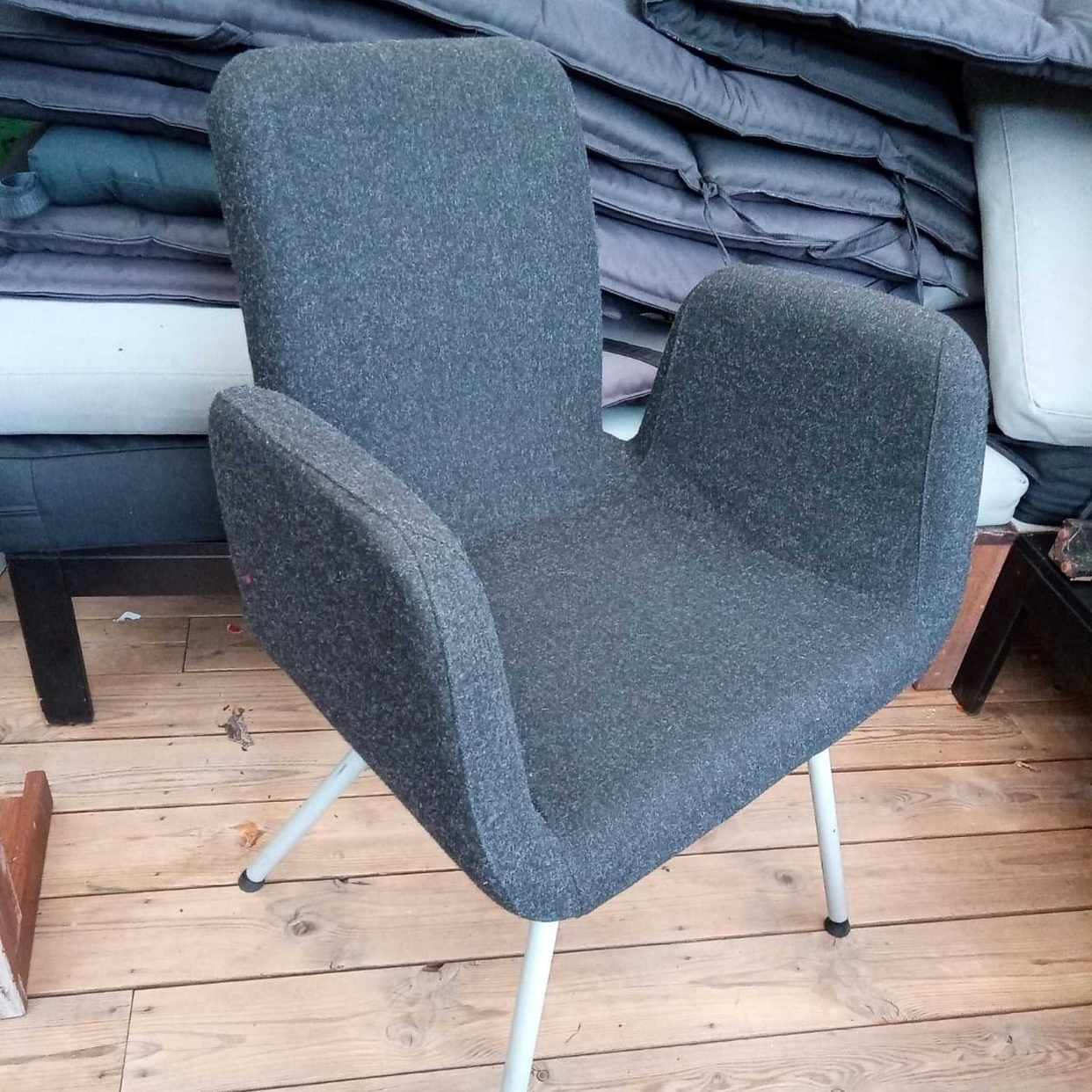 image of Möbler som går att sälja - Ekerö