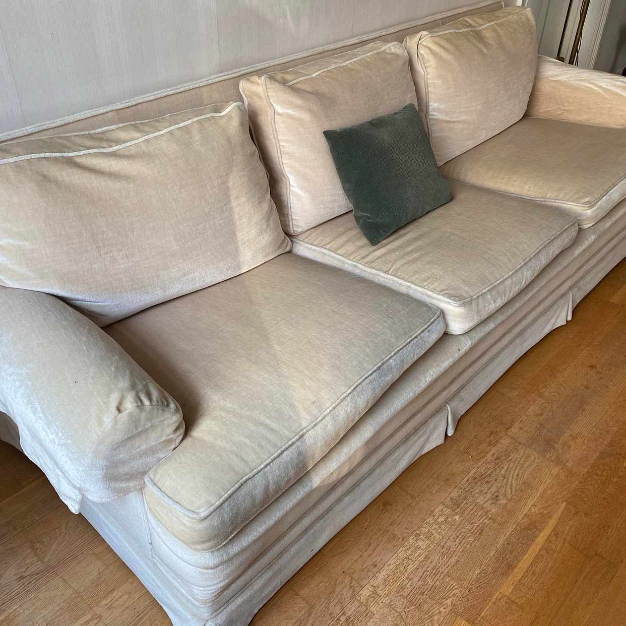 image of Säng, soffa, diskmaskin - Stockholms Stad