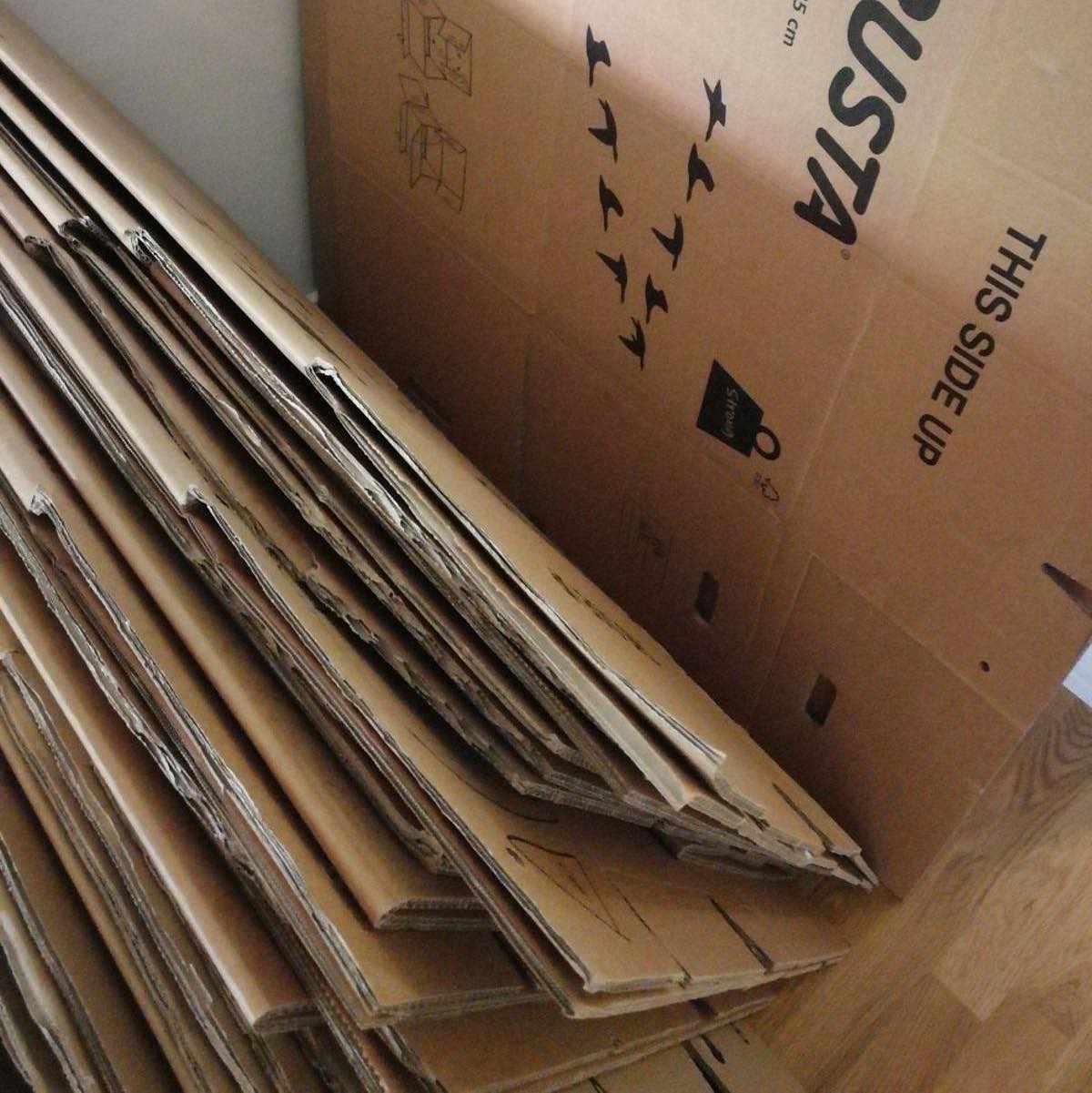 image of 50 folded cardboard boxes - 