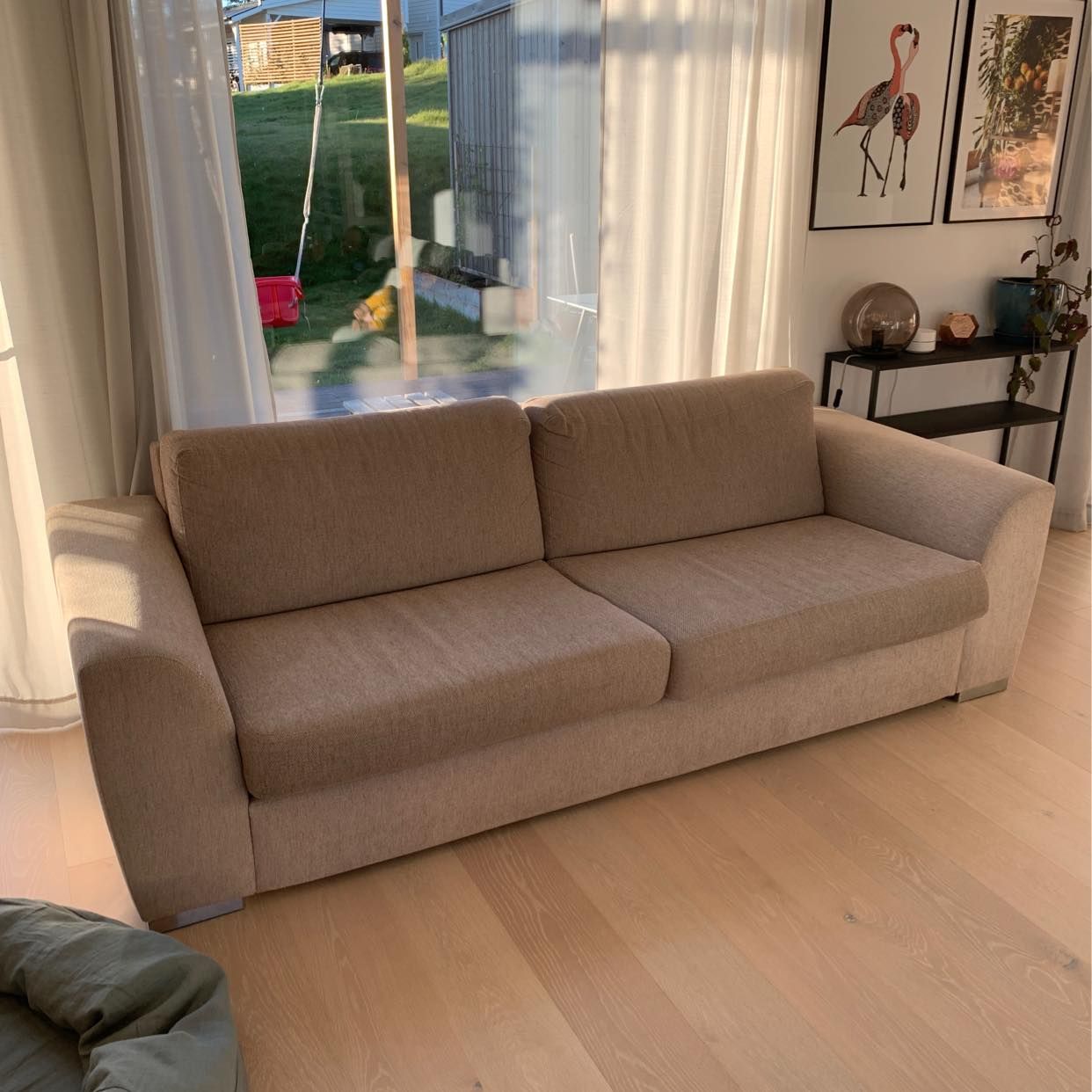 image of Soffa bortskänkes - Huddinge