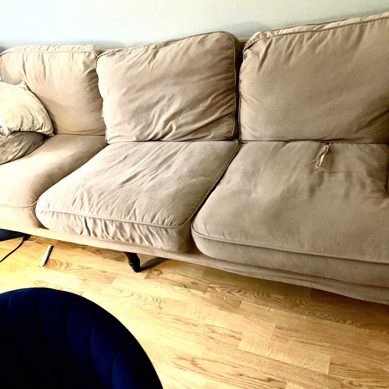 image of Kartonger och soffor - Johanneshov