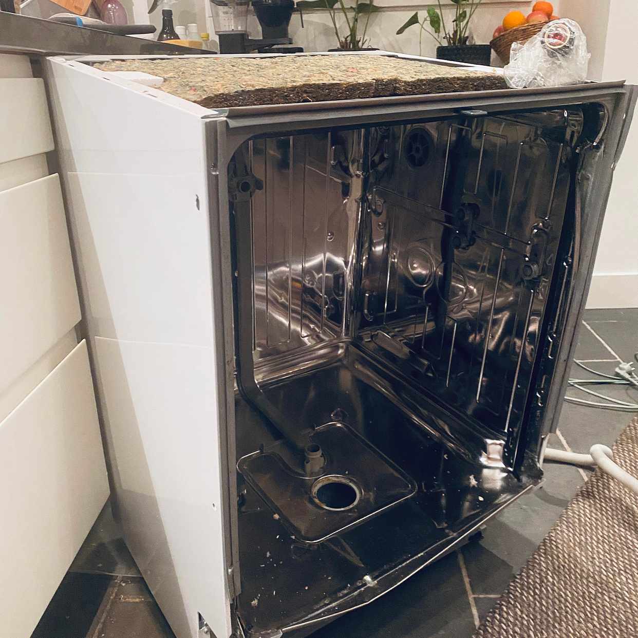 image of Dishwasher + bag - Stockholms Stad