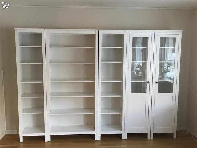 image of Hemnes bokhyllor och vitr - 