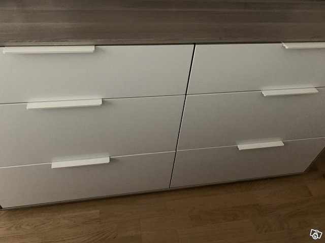 image of Nyvoll komplett sängmöbel - 