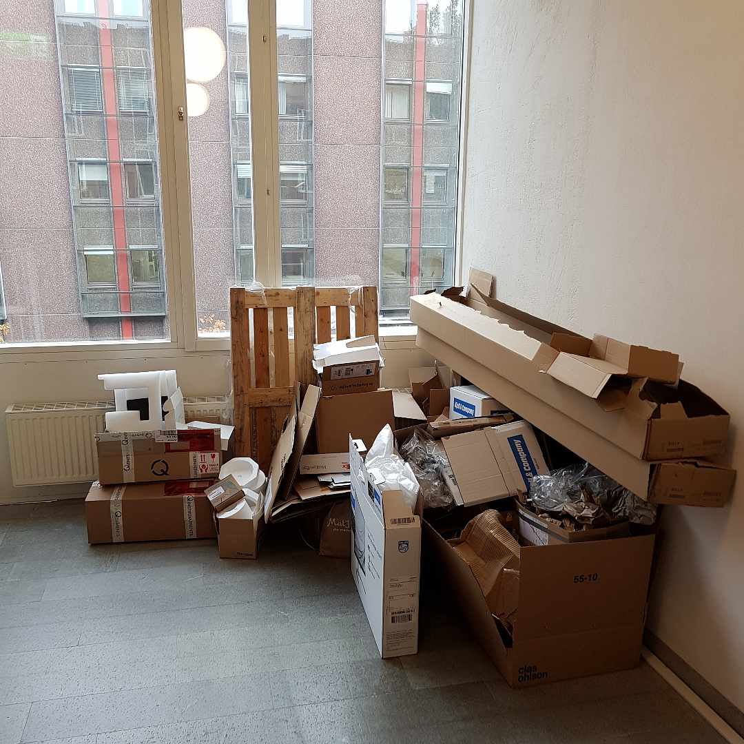 image of Cardboard + packaging - Solna