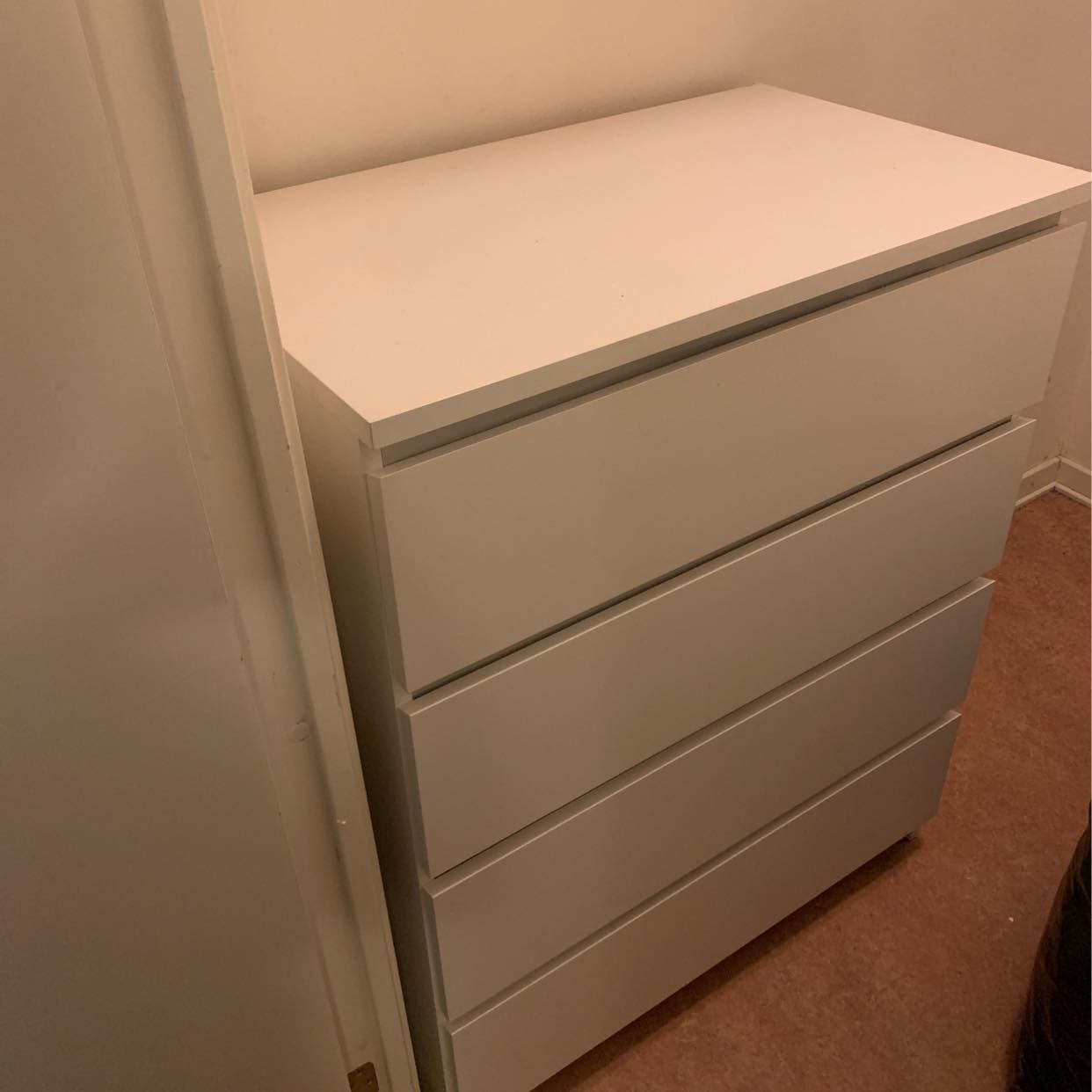 image of IKEA Malm byrå bortskänke - Stockholm