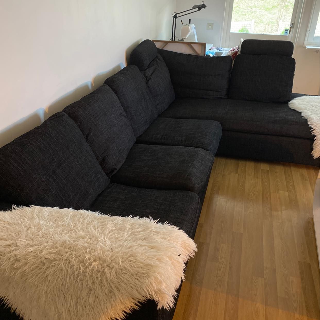 image of Bortskänkes divansoffa - Mölnlycke