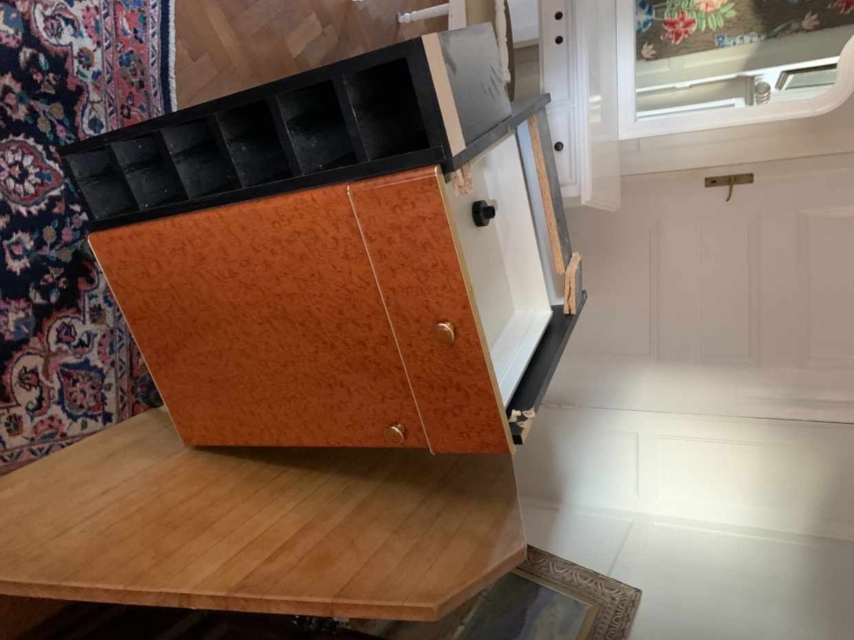 image of air conditoner, desk, kit - Stockholm