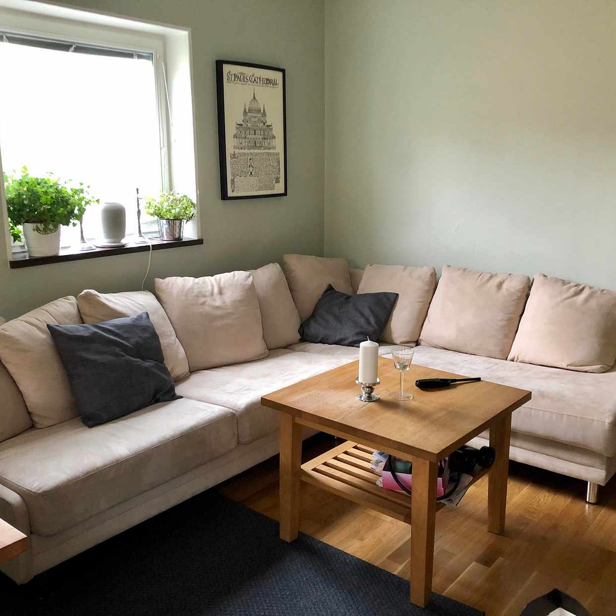image of Hämta och leverera soffa - 