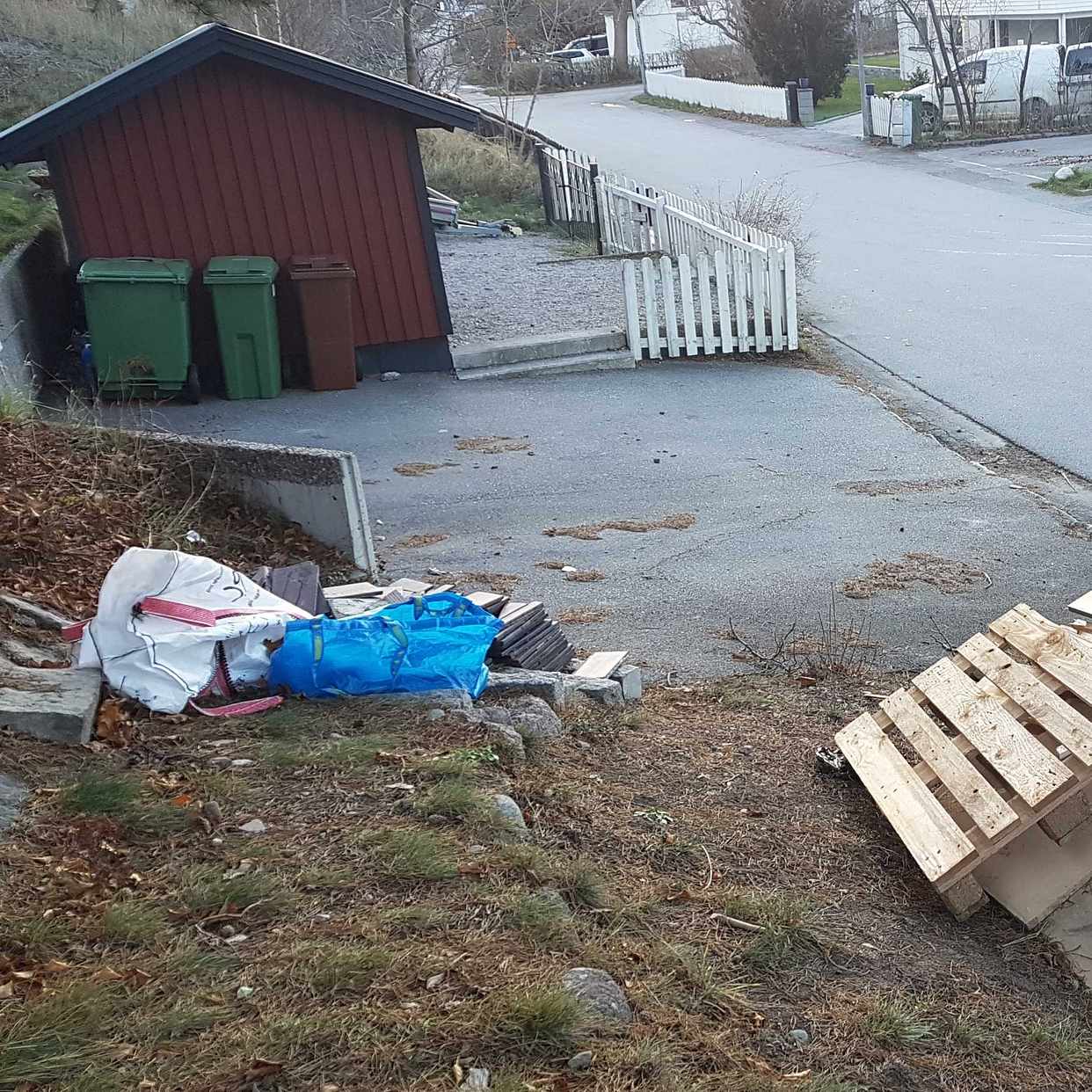 image of Rivningsmaterial vid renv - Sollentuna
